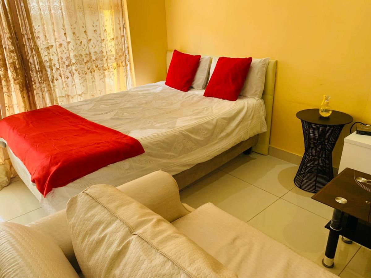 Mowetu Guest House Cape Town Luaran gambar