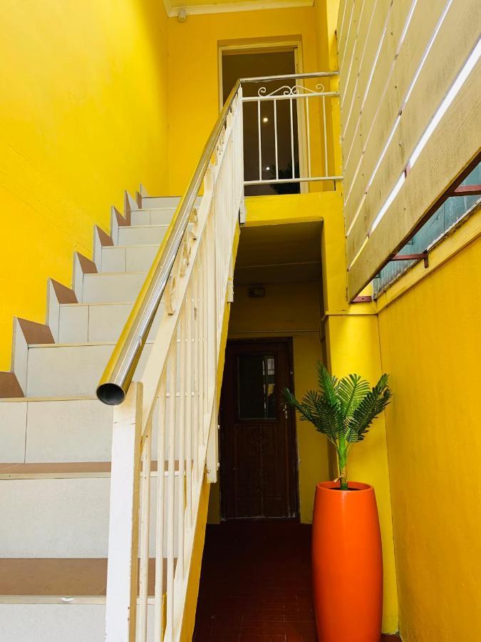 Mowetu Guest House Cape Town Luaran gambar