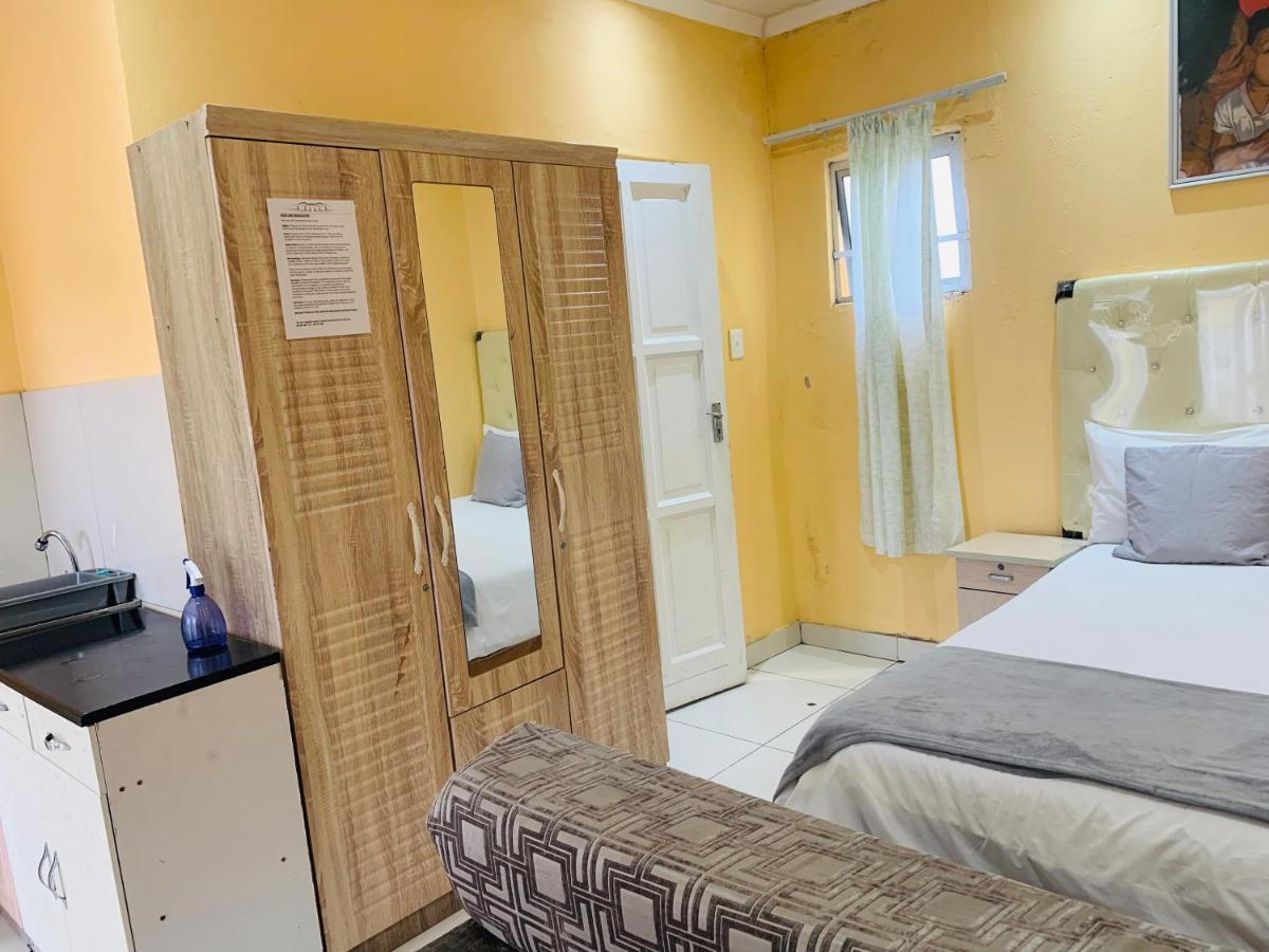 Mowetu Guest House Cape Town Luaran gambar