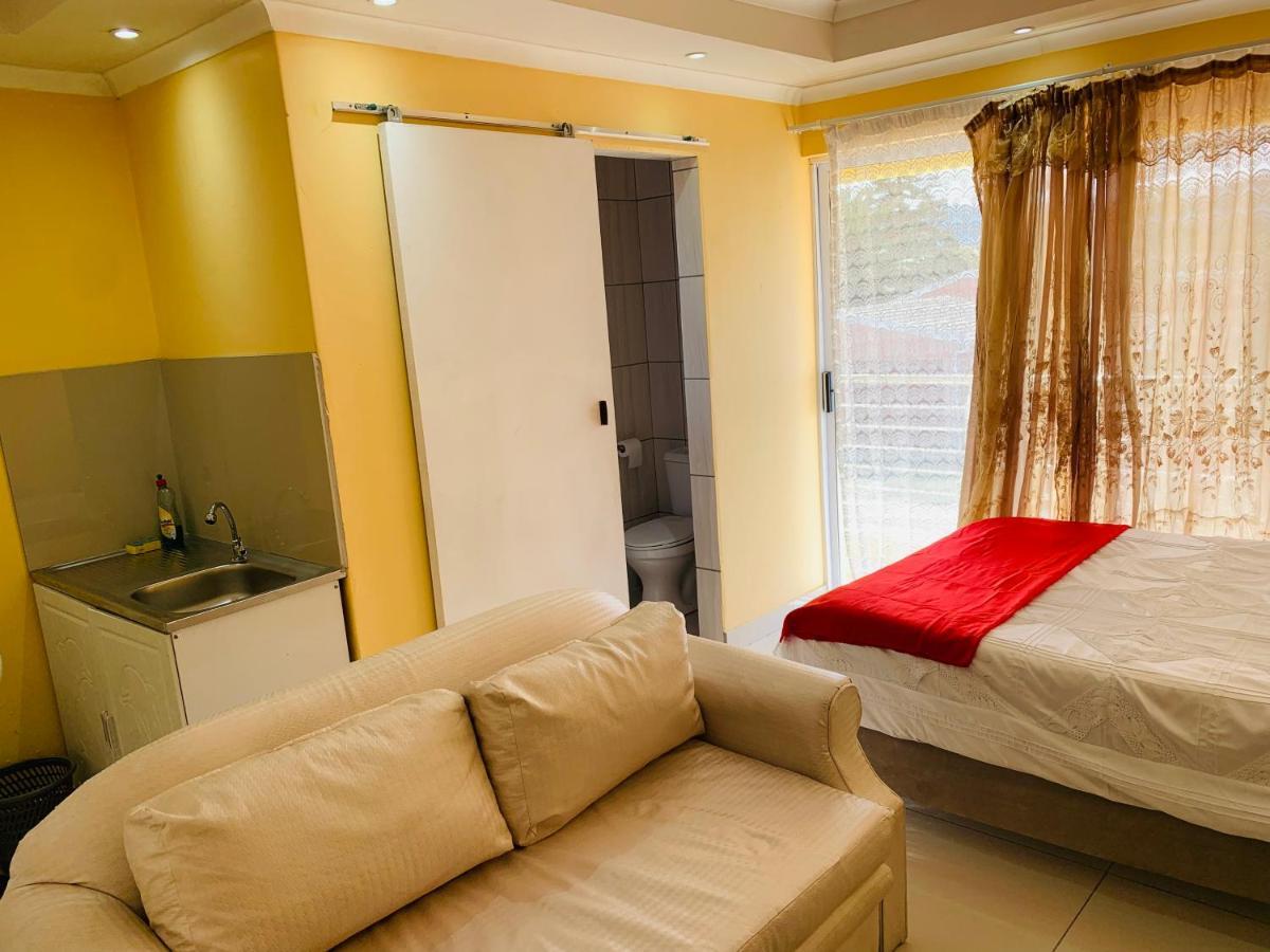 Mowetu Guest House Cape Town Luaran gambar