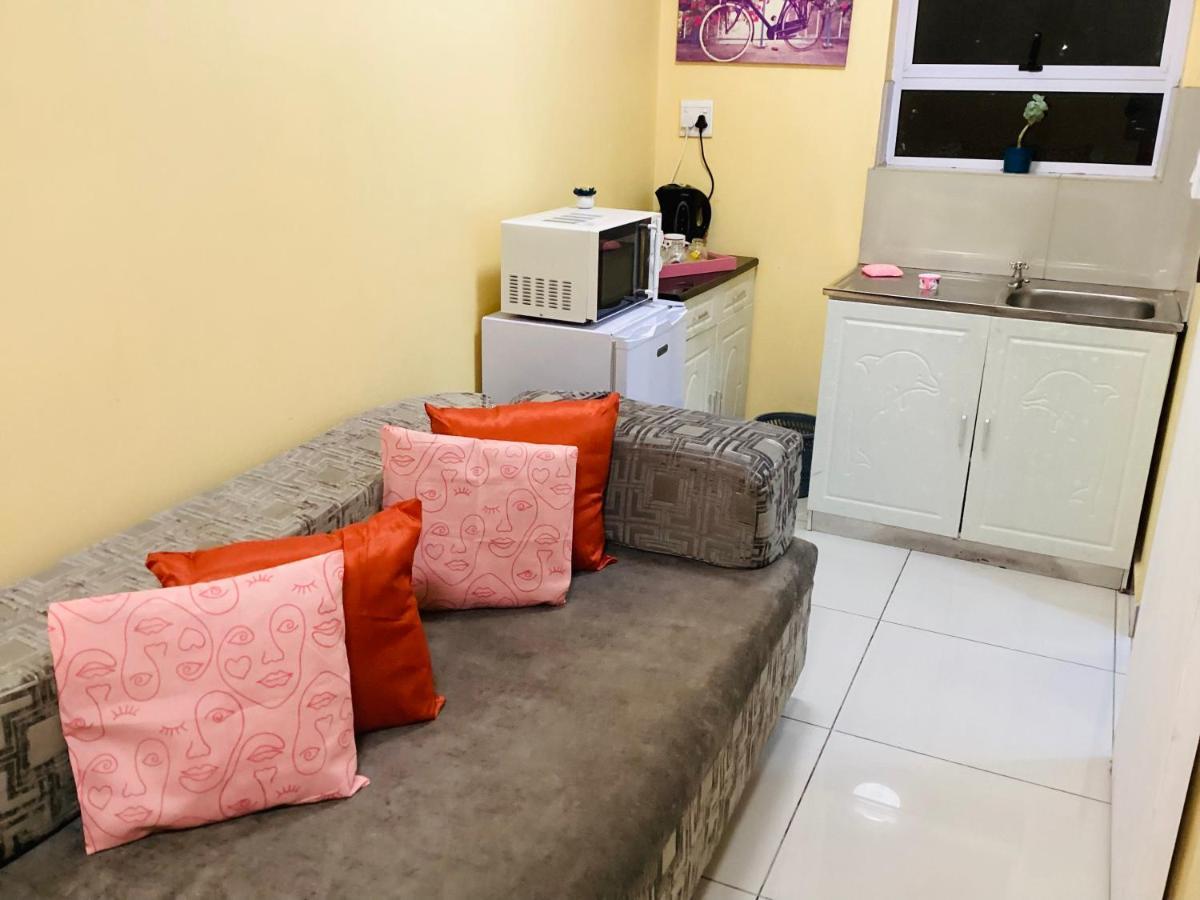 Mowetu Guest House Cape Town Luaran gambar