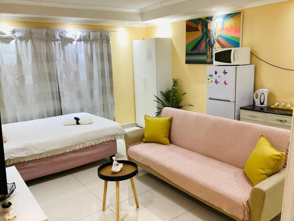 Mowetu Guest House Cape Town Luaran gambar